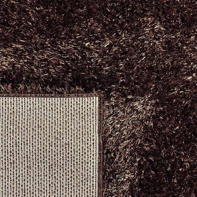 Achterkant hoek aanzicht van het vloerkleed BRAVON in de kleur Bruin, gemaakt van Polyester.