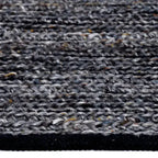 Zijkant detail aanzicht van het vloerkleed LARETH in de kleuren Aqua / Blauw, gemaakt van Wol mix.