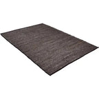 Diagonaal aanzicht van het vloerkleed LARETH in de kleur Bruin, gemaakt van Wol mix.
