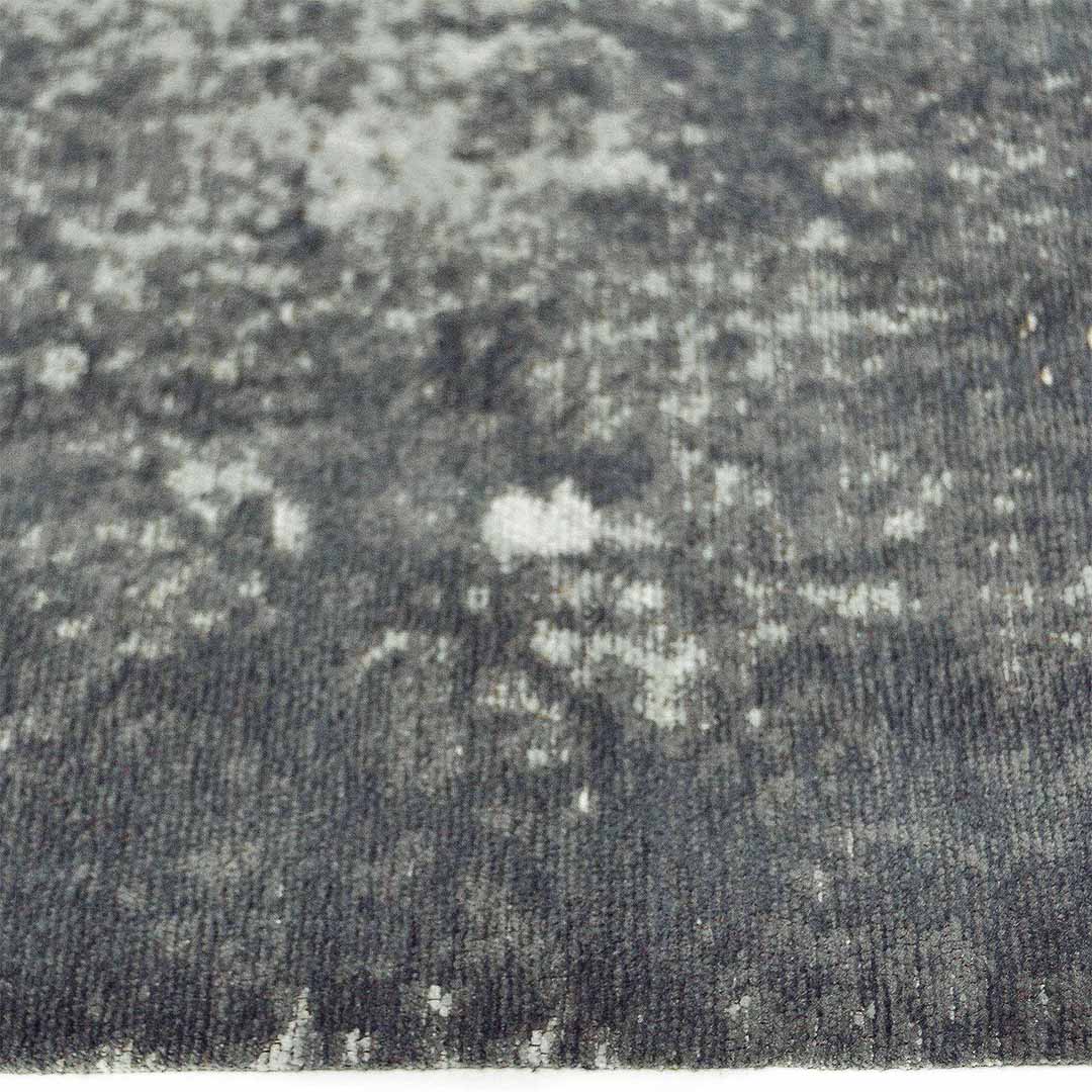 Zijkant detail aanzicht van het vloerkleed ORIVON in de kleuren Groen / Grijs, gemaakt van Katoen.