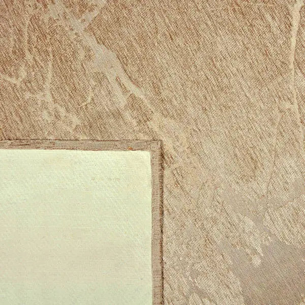 Achterkant hoek aanzicht van het vloerkleed VORIEN in de kleur Beige, gemaakt van Polyester.