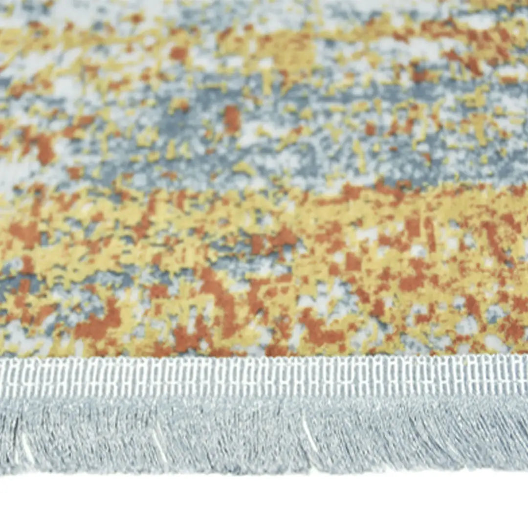 Zijkant detail aanzicht van het vloerkleed ZENVAR in de kleuren Grijs / Oker, gemaakt van Polyester.